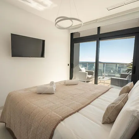 Mediterranean Sunset Cliffs Apartamento *